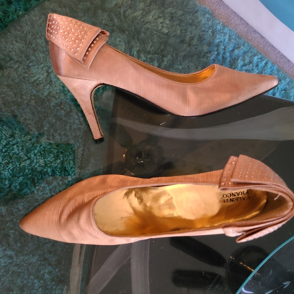 Women Gold Heels, size 9M
